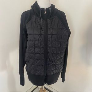 Old Navy Dynamic Fleece Quilted Hybrid Zip Hooded Jacket for Women.